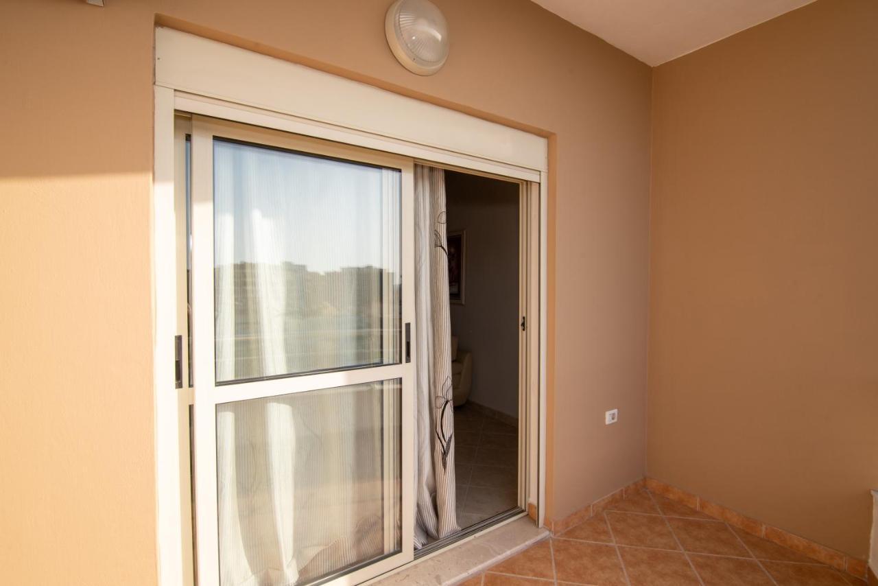 Ami Apartament Vlore Bagian luar foto